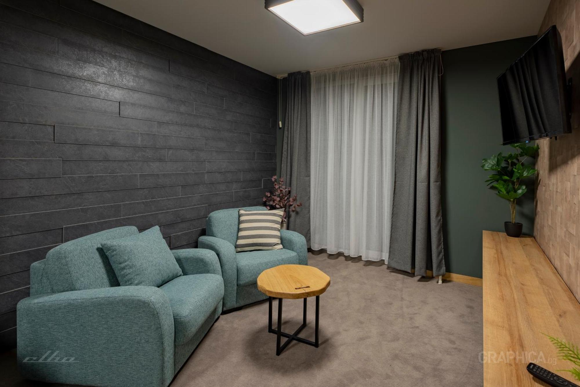 103 View Park Hotel